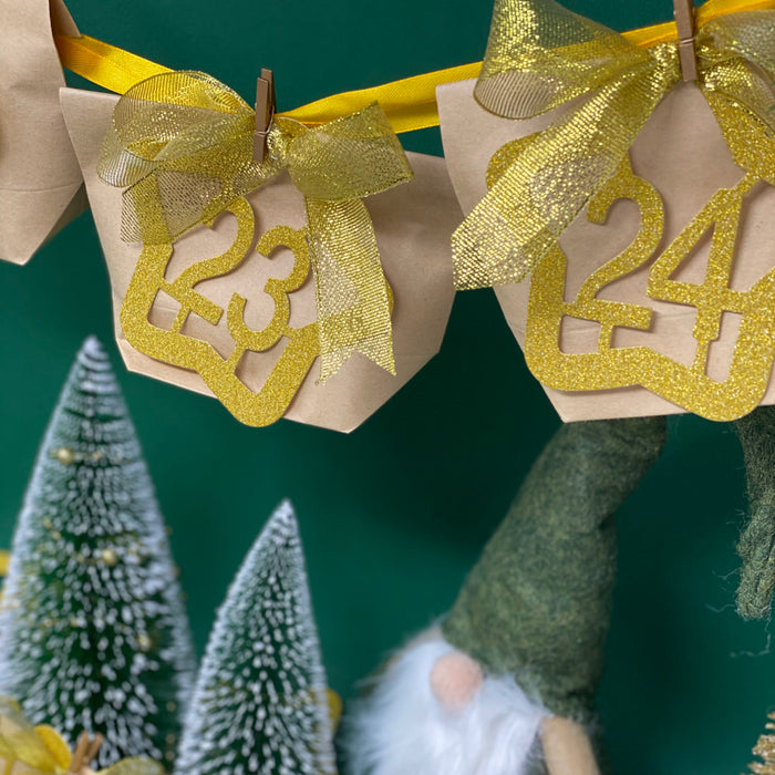 24 Zahlen Anhänger 1-24 mit Schnur und Glitzereffekt für DIY Adventskalender Weihnachten Deko gold