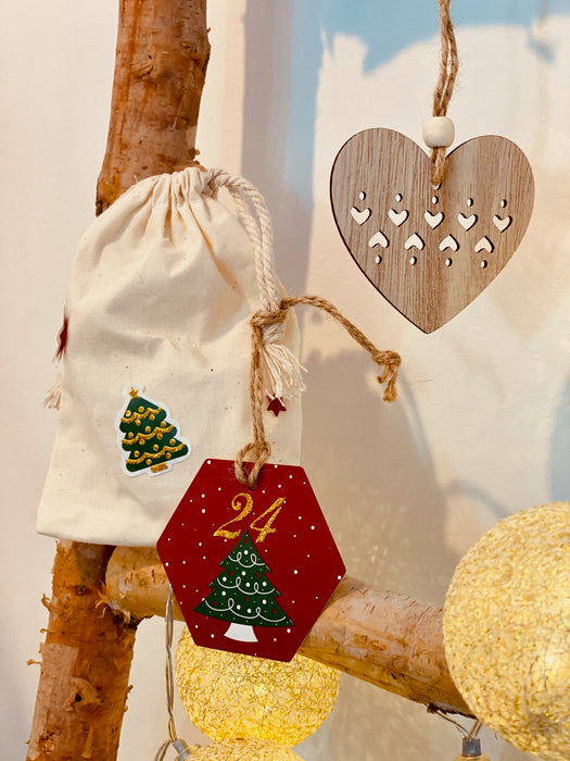 6 Holz Weihnachtsbaum Christbaum Anhänger Christbaumschmuck Holzdeko Herz Engel Stern Tannenbaum uvm