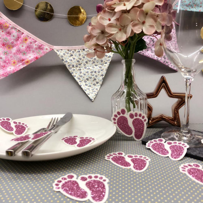 10 Konfetti Baby Füßchen für Mädchen Baby Shower Deko Geburt - rosa