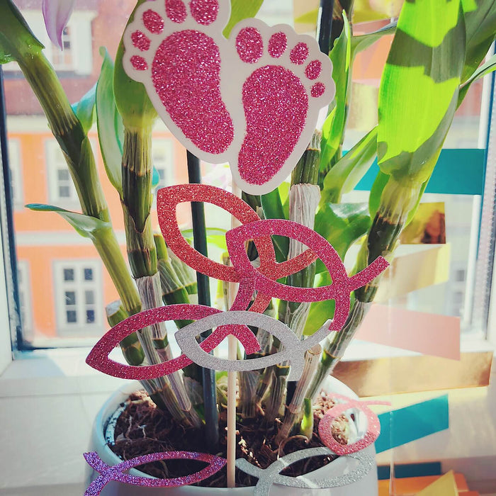 10 Konfetti Baby Füßchen für Mädchen Baby Shower Deko Geburt - rosa