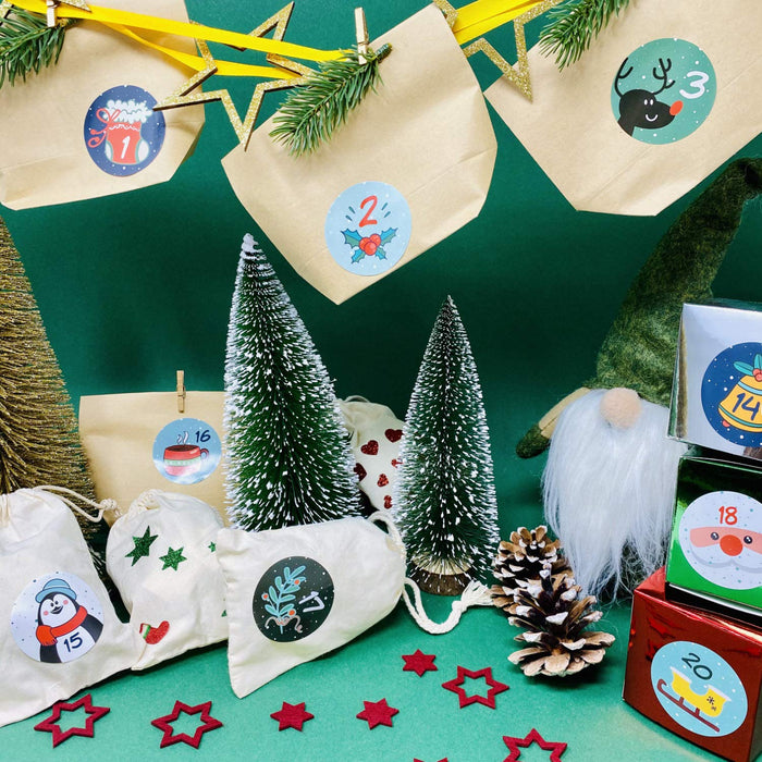 DIY Adventskalender Set - 24 Baumwollbeutel + 24 Zahlen Sticker für Advent Kalender Deko zu Weihnachten DIY Basteln