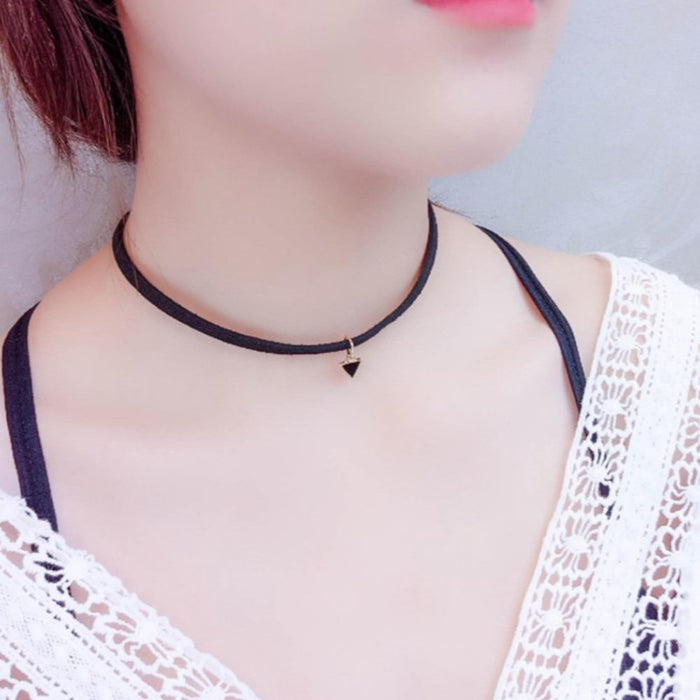 Damen Hals Kette Halsband Punk Collier Choker schwarz gold - Dreieck Anhänger