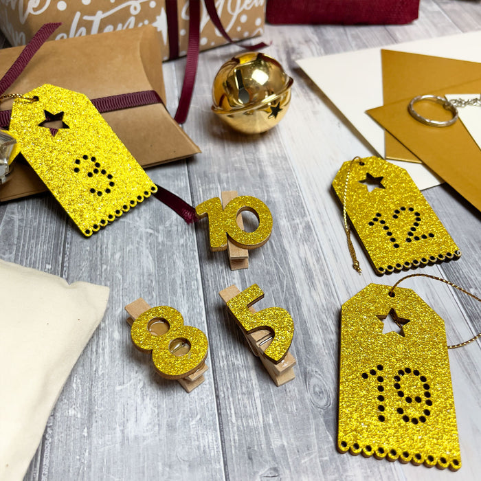 24 Holz Anhänger Zahl 1-24 mit Glitzereffekt für DIY Adventskalender Weihnachten Deko Basteln - gold