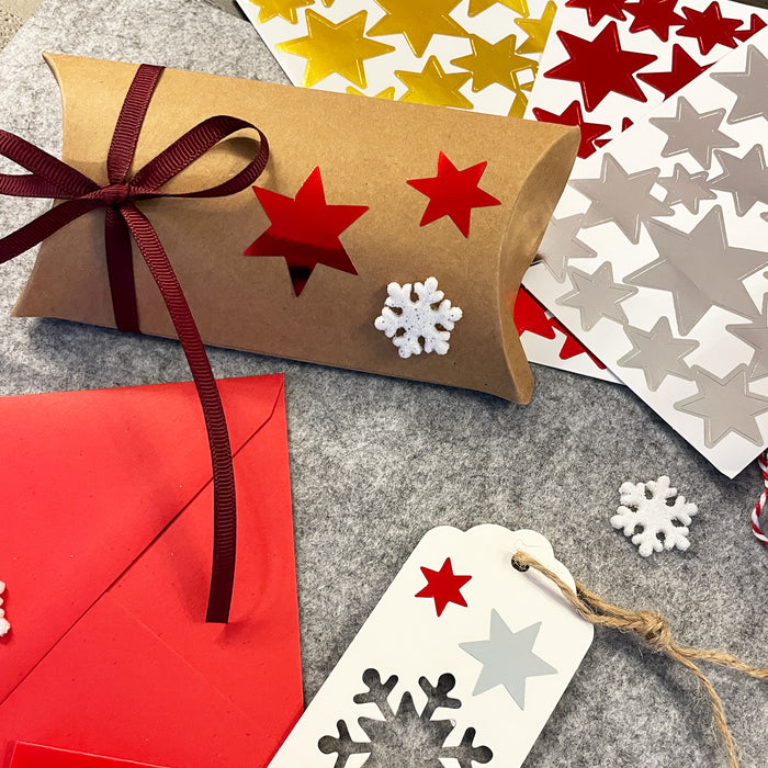 Schneeflocken Schneekristalle als Streudeko Tischdeko Deko für Weihnachten zum Basteln DIY - weiß