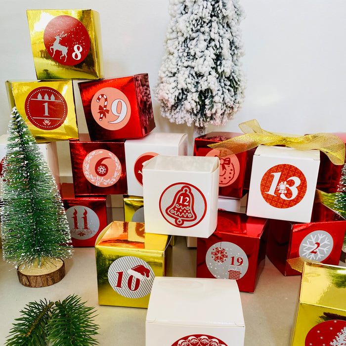 DIY Adventskalender Set - 24 Pappschachteln Boxen + 24 Zahlen Sticker Aufkleber für Advent Weihnachten