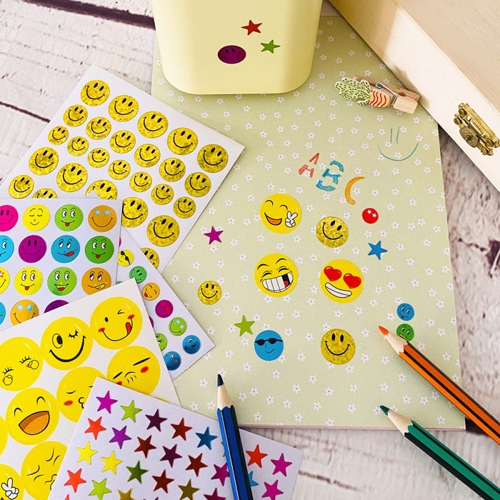 Kinder Sticker Set 3170 Smiley und Stern Aufkleber für Kinder für Kindergeburtstag zum Spielen Basteln