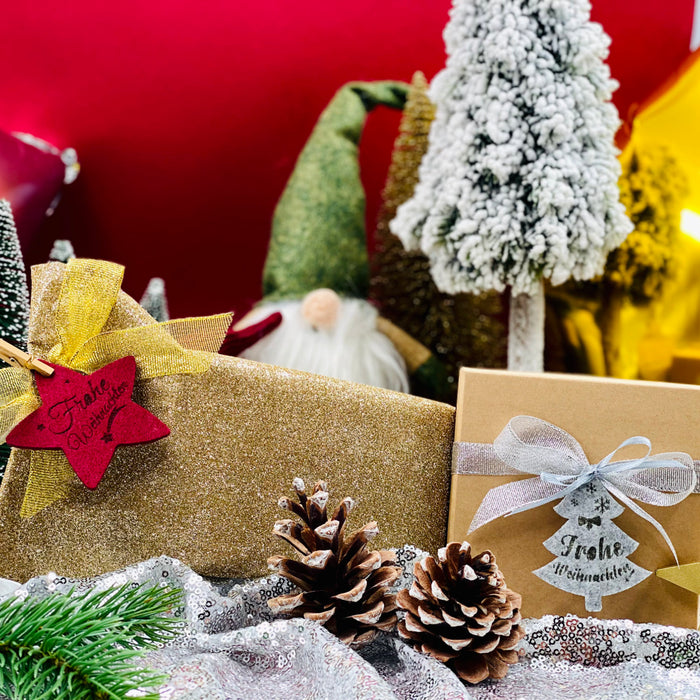 4 Filz Geschenkanhänger Tannenbaum Frohe Weihnachten Geschenk Deko Anhänger Weihnachtsdeko Baumschmuck