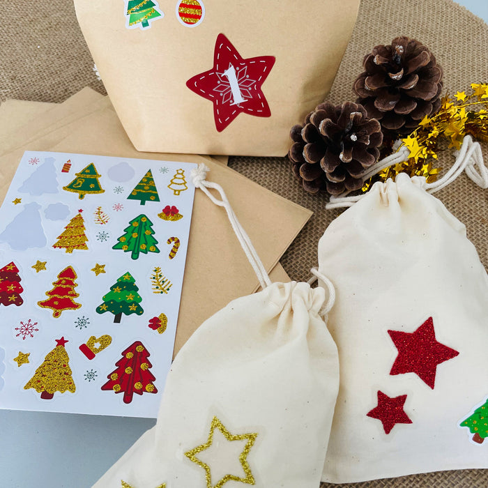 DIY Adventskalender Set - 12 Kraftpapier Tüten + 12 Baumwollsäckchen + 24 Zahlen Sticker uvm. für Weihnachten Advent Deko